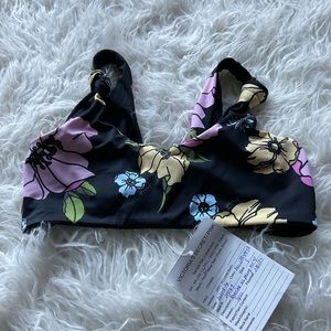 🆕PINK FLORAL‎ REVERSIBLE PLUNGE SCOOP BRA